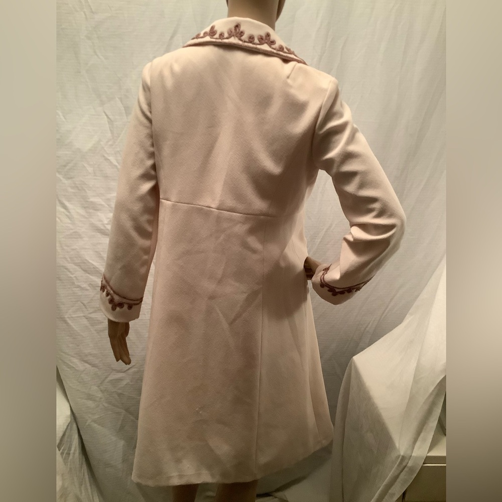 Cream Dress & Jacket Set - Picture 9 of 12